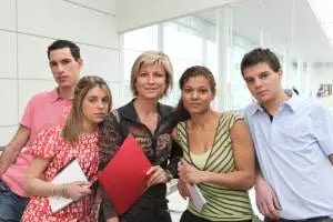 Support enrolment_65734117